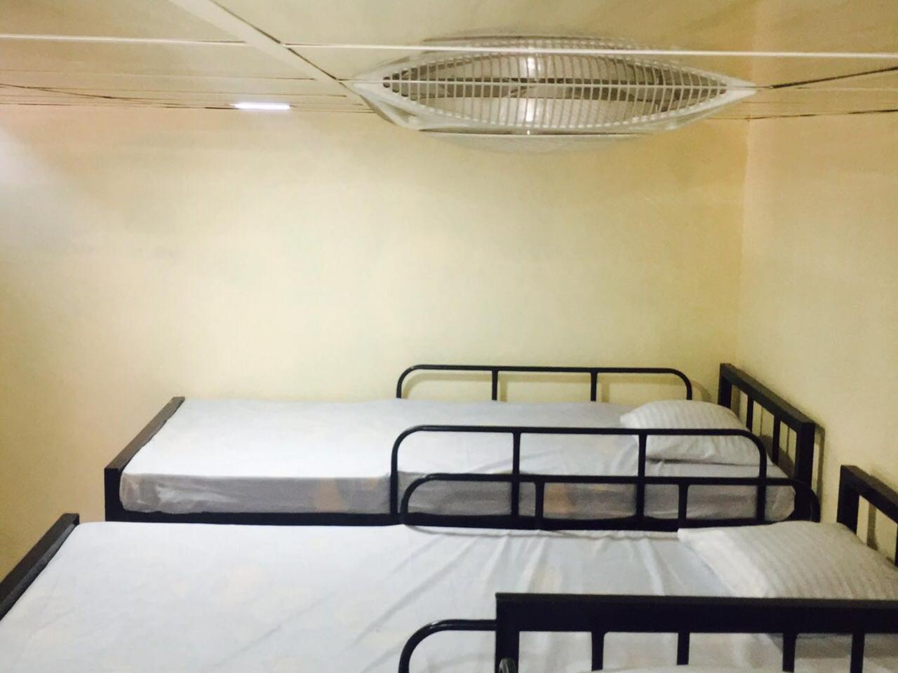 J Hostel קנדי מראה חיצוני תמונה
