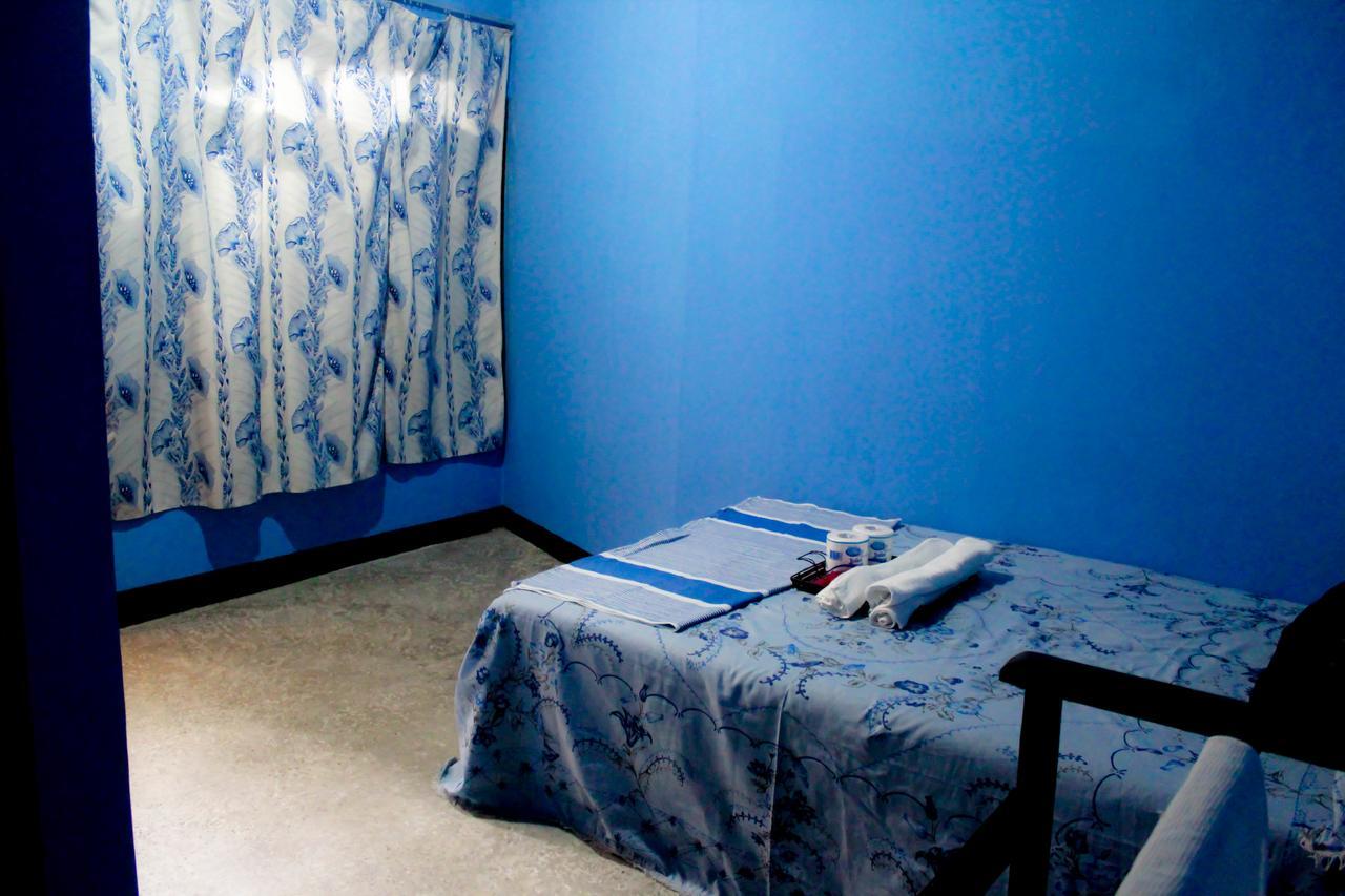 J Hostel קנדי מראה חיצוני תמונה