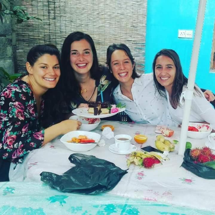 J Hostel קנדי מראה חיצוני תמונה
